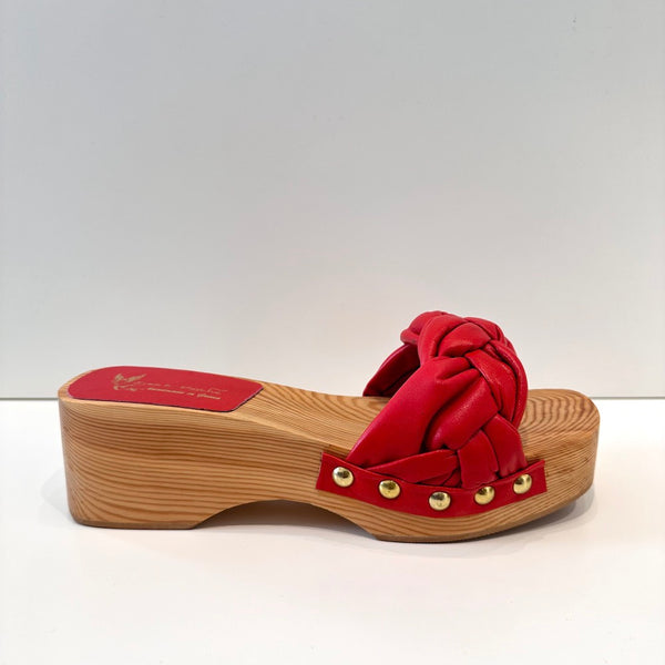 Eros & Psyche - Siggy Clogs Red