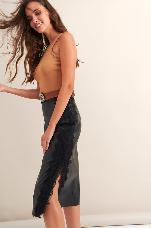 LACE Γυναικεία Μαύρη Midi Φούστα Δερματίνη Με Τρέσα Δαντέλα